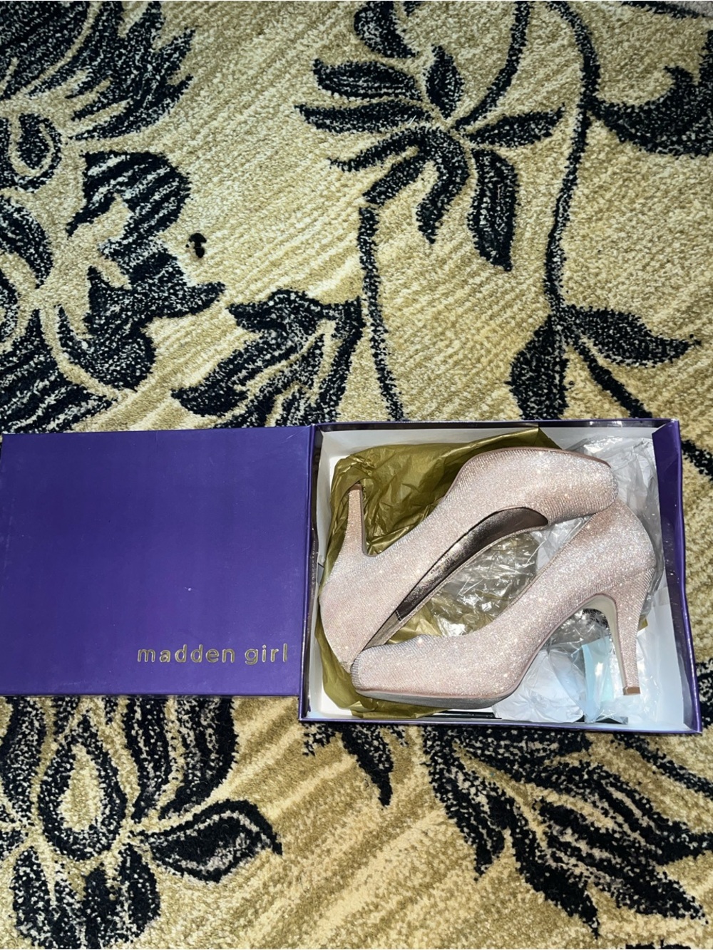 Madden Girl Sparkling Blush Pump